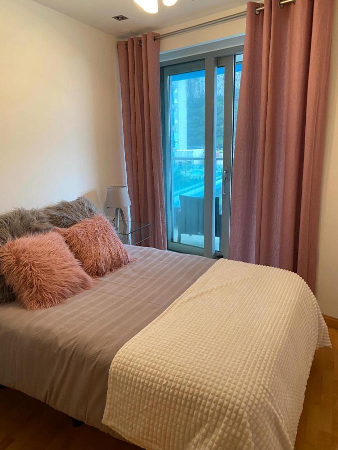 2 Bedroom 1 Bathroom Apt With Communal Pools In Ocean Village Gibraltar Buitenkant foto